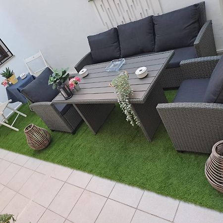 Apartamentos Jara 1C Малага Екстериор снимка