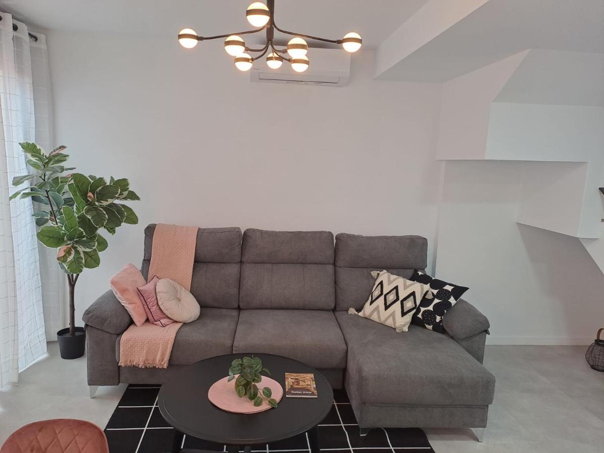 Apartamentos Jara 1C Малага Екстериор снимка